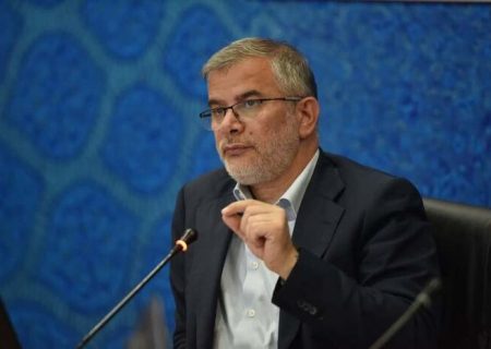 قطار شهری به فردیس می‌رسد