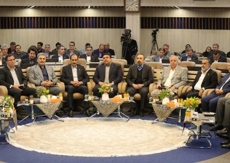 عزم جدی بانک ملی ایران در توسعه خدمات غیرحضوری و ارتقای سامانه های بانکی برای مشتریان ‌‌
