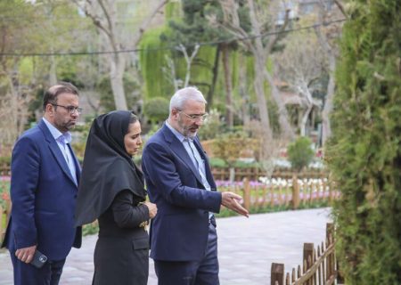 جشنواره لاله‌ها به یک رویداد ملی تبدیل شده است