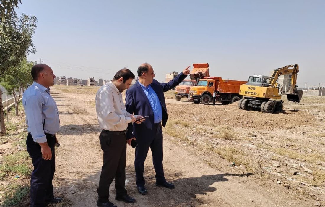 بازدید مهندس کیان شهردار هشتگرد از اجرای عملیات  شهرک کوثر