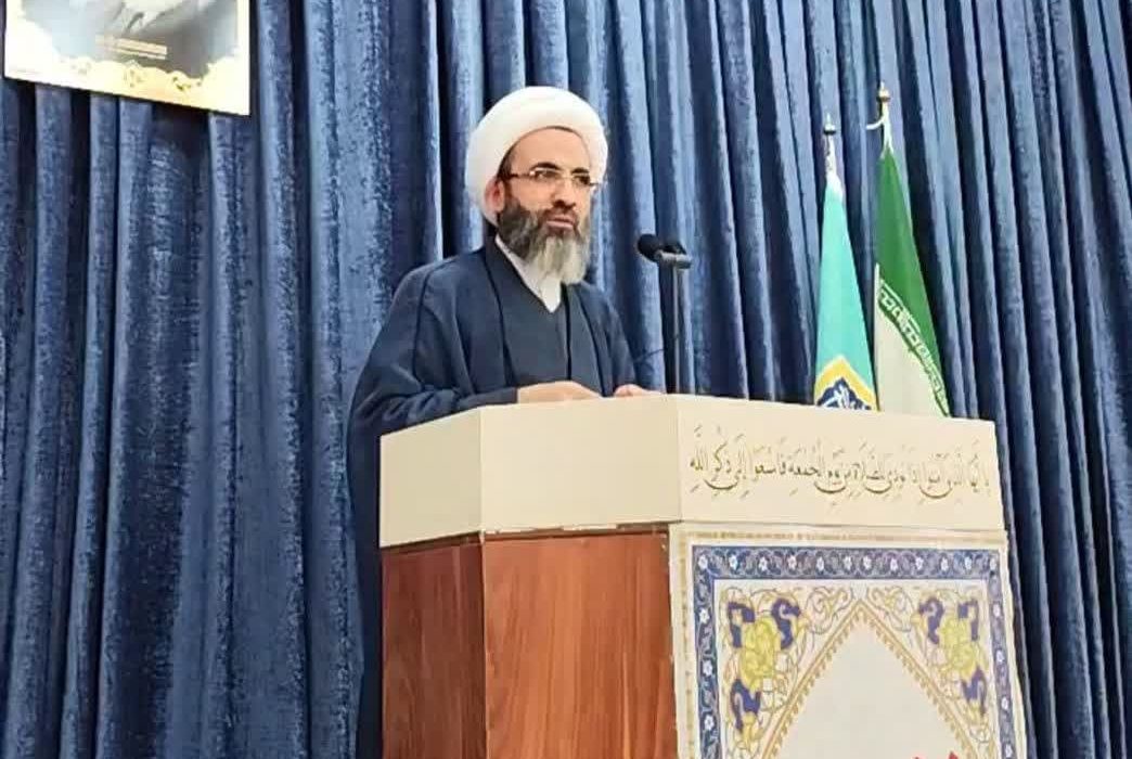 امام جمعه نظرآباد: تعیین تکلیف «استاندار البرز» مطالبه جدی مردم است