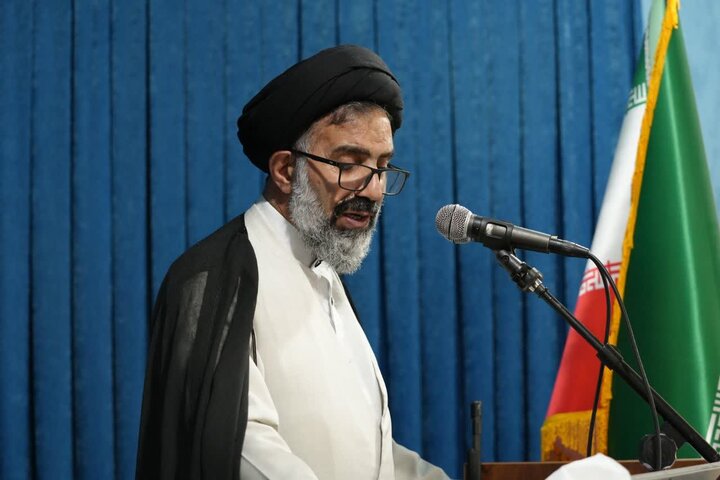 امام جمعه فردیس: قدرتی که دانشگاه ایجاد می کند هم تراز با قدرت نظامی کشور است