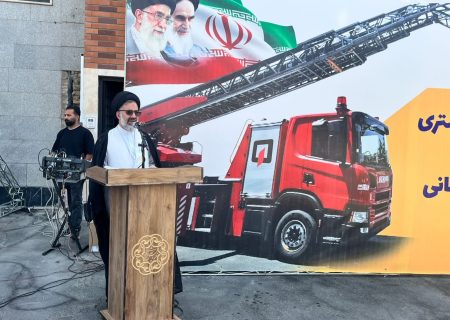 وحدت ملی، خدمت صادقانه و آمادگی دفاعی، رمز عزت و امنیت ایران اسلامی است